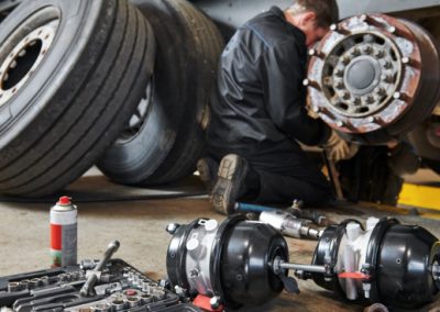 this is a picture of Glendale commercial truck suspension repair